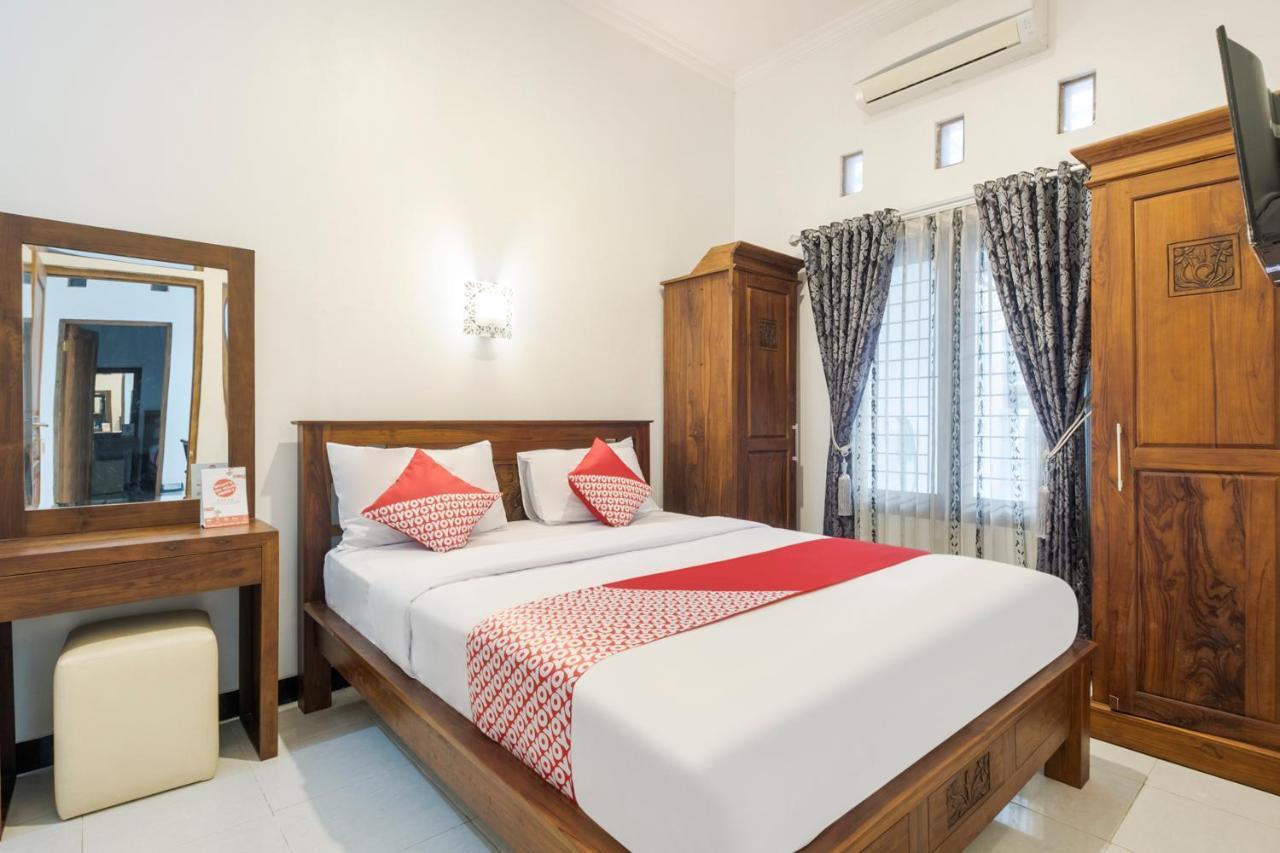 Oyo 3267 Omah Suryo Hotell Yogyakarta Exteriör bild