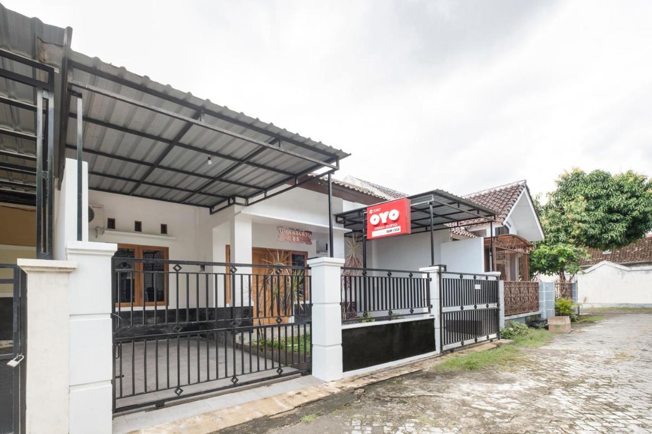 Oyo 3267 Omah Suryo Hotell Yogyakarta Exteriör bild